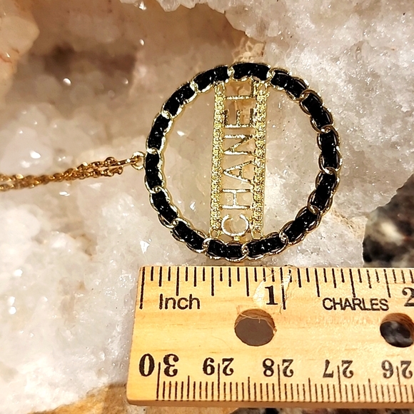 Authentic Chanel large upscaled tag on 18 inch necklace - Picture 3 of 3